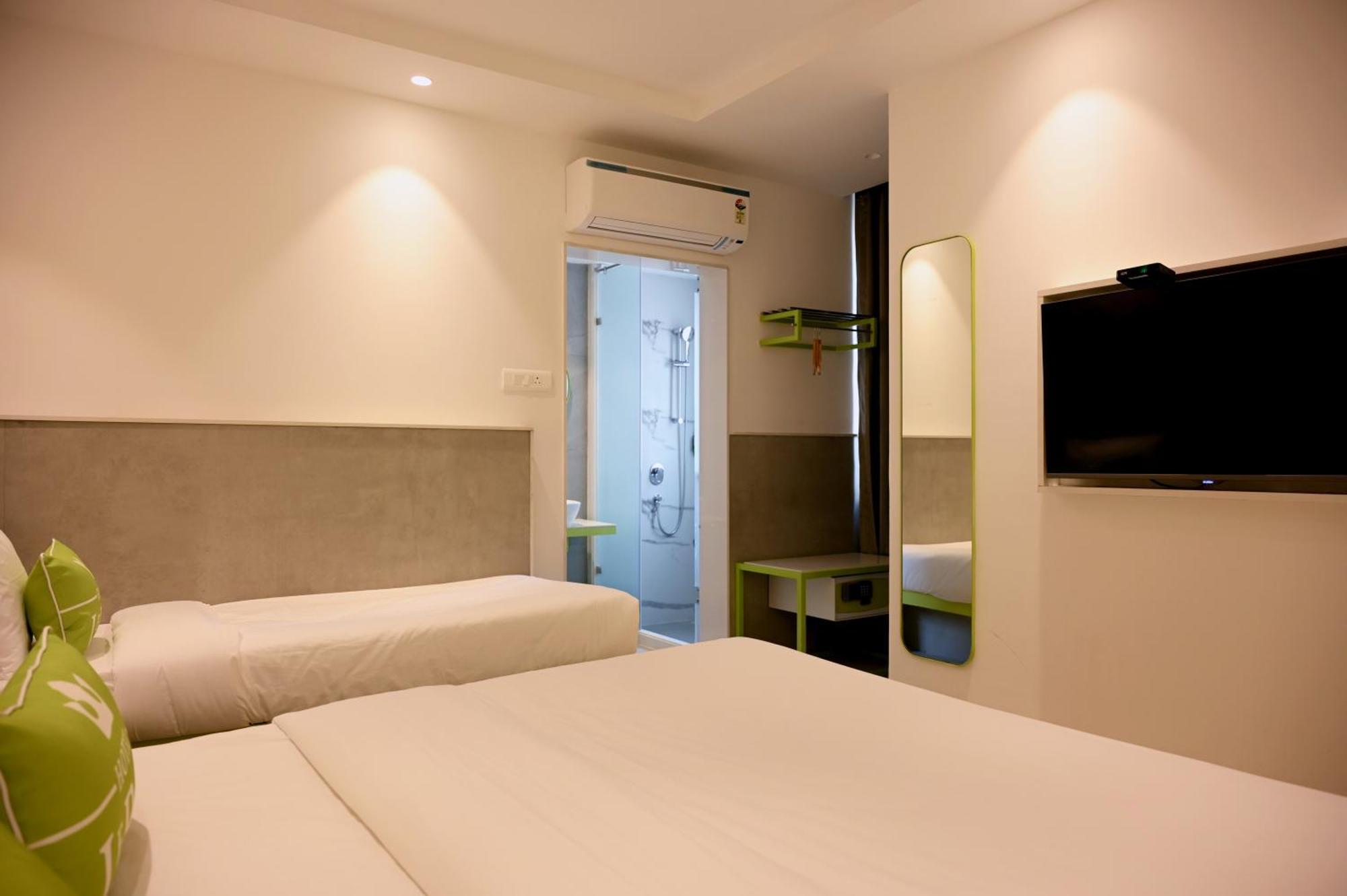 Hotel Le Roi Express Karol Bagh 델리 외부 사진