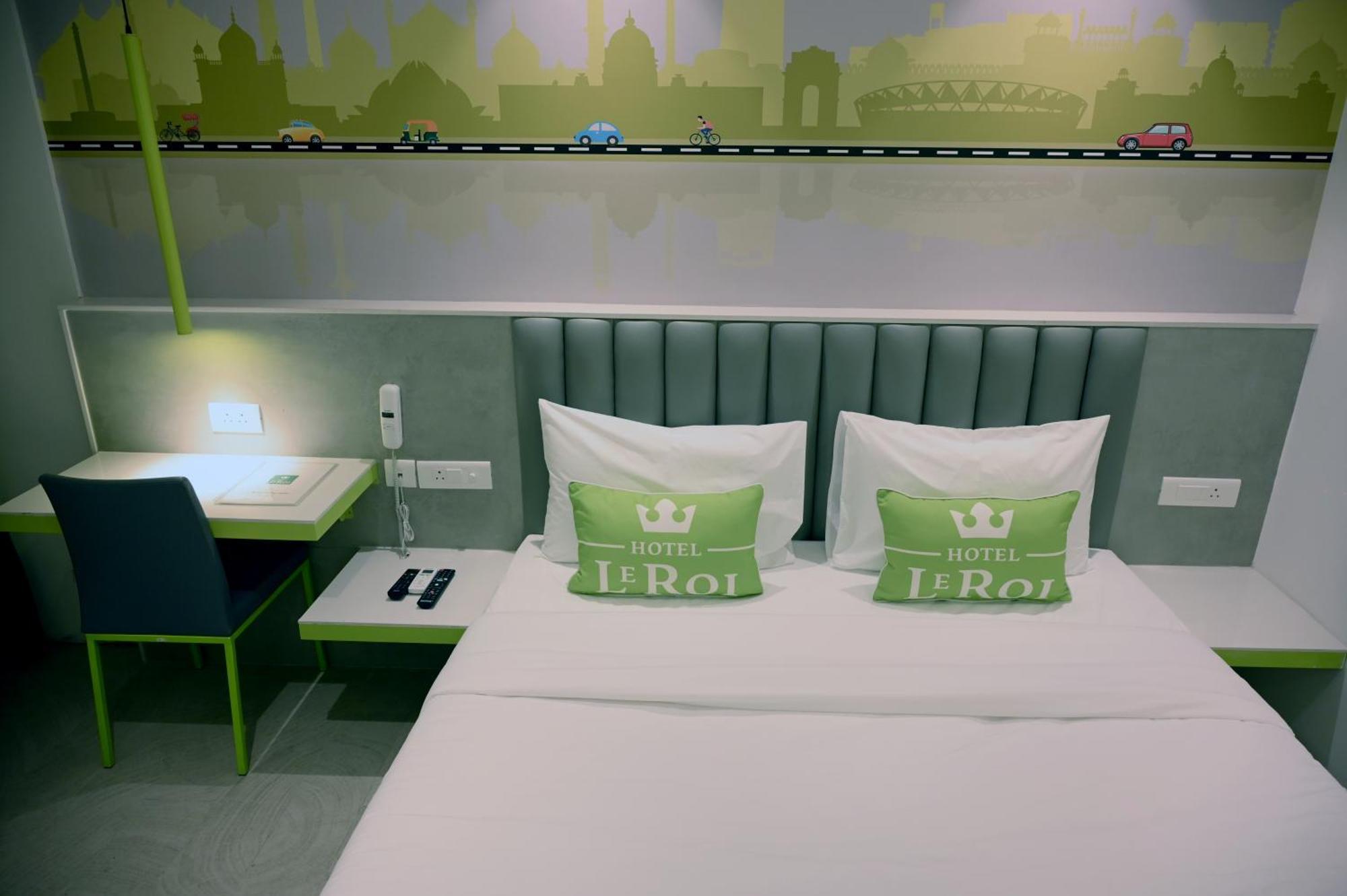 Hotel Le Roi Express Karol Bagh 델리 외부 사진
