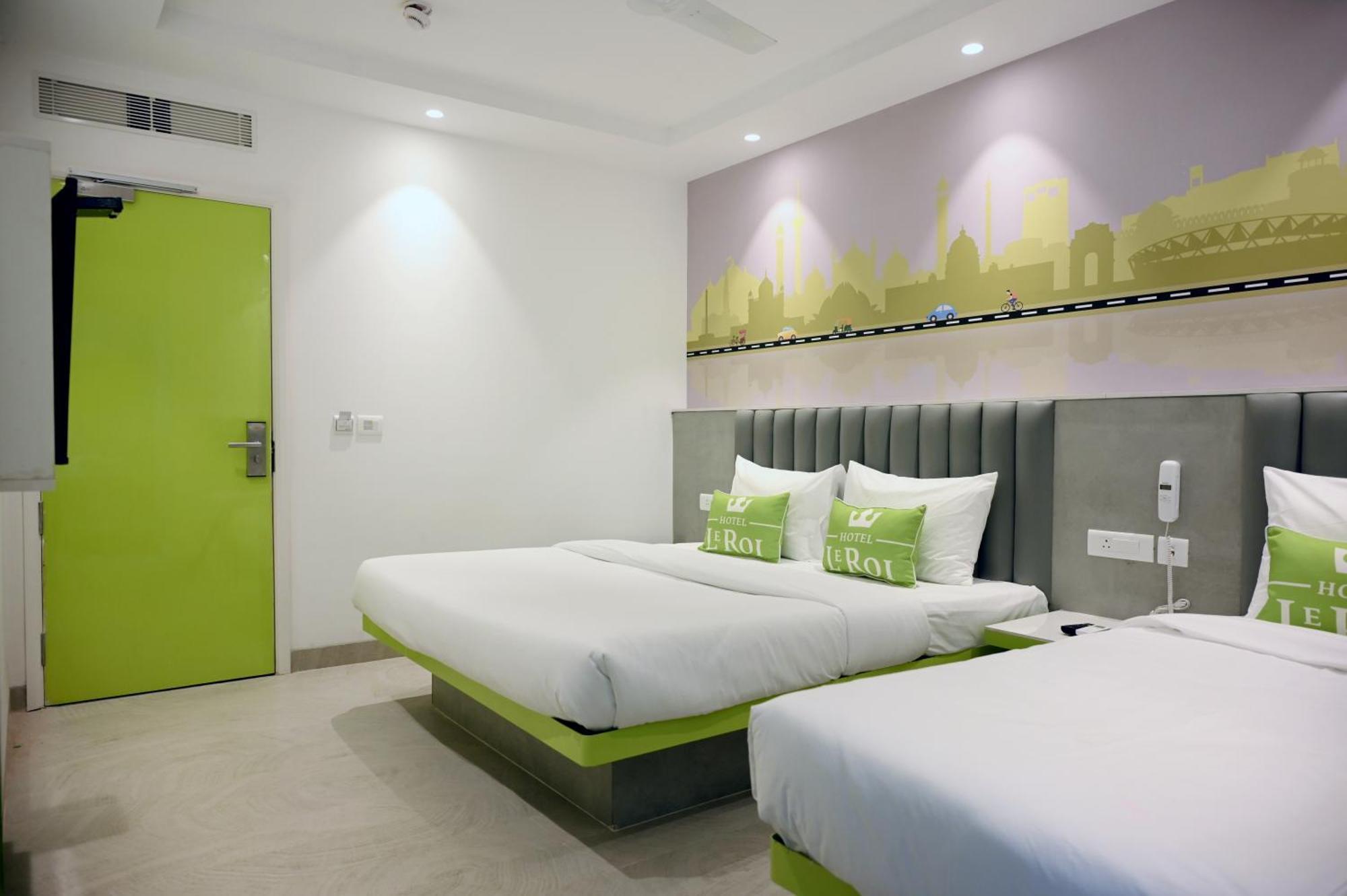 Hotel Le Roi Express Karol Bagh 델리 외부 사진