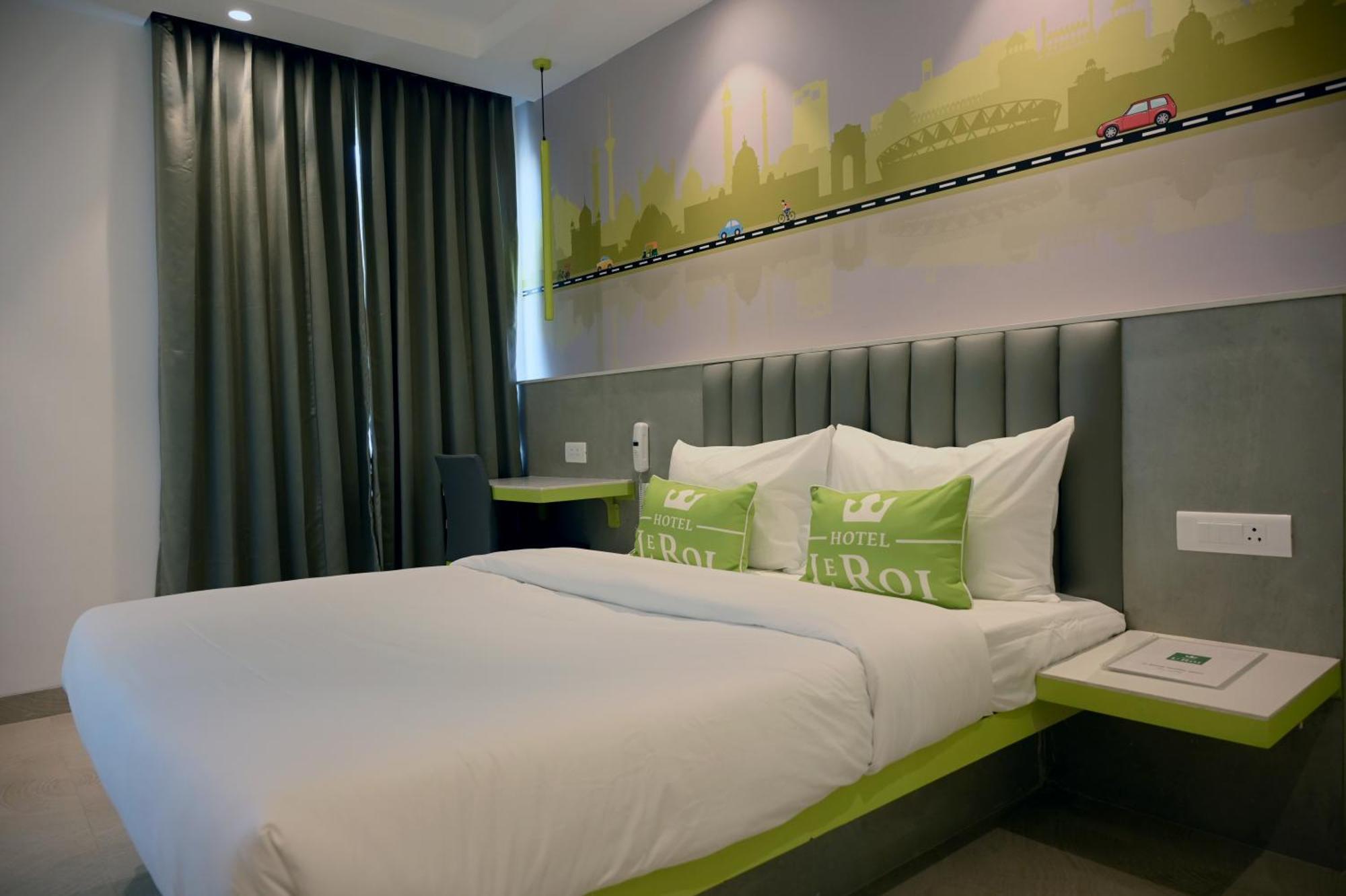 Hotel Le Roi Express Karol Bagh 델리 외부 사진