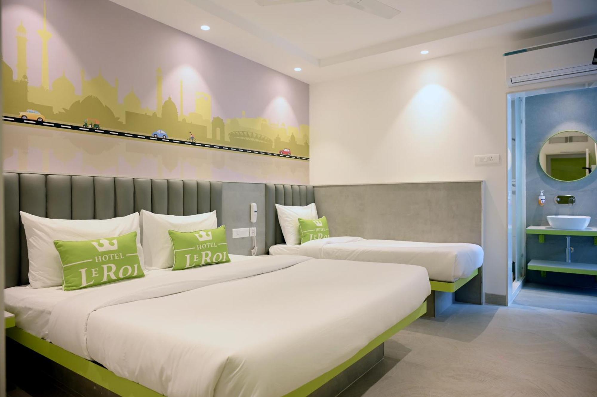 Hotel Le Roi Express Karol Bagh 델리 외부 사진