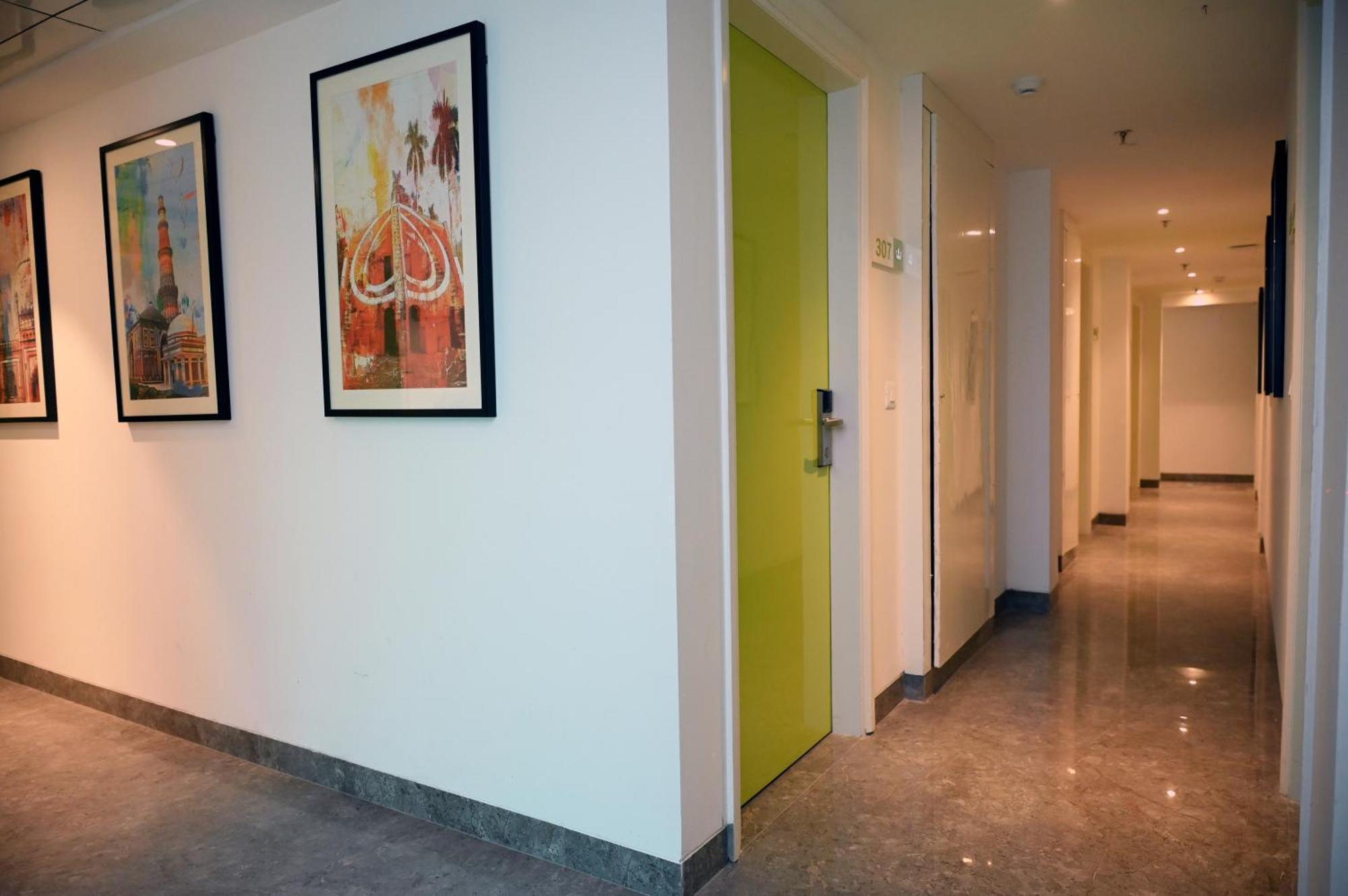 Hotel Le Roi Express Karol Bagh 델리 외부 사진
